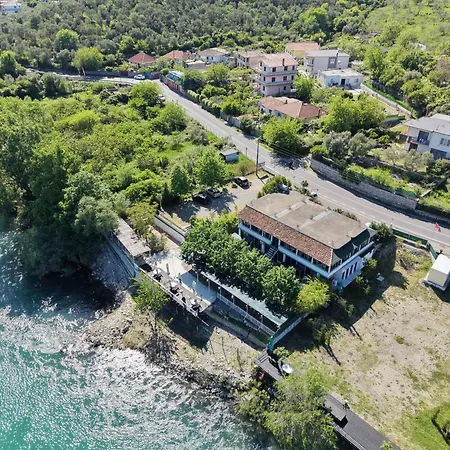 Maison d'hôtes Ergi Riverside
